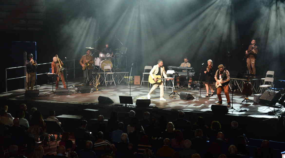 Festa In Romagna Mirko Casadei Popular Folk Orchestra (2)